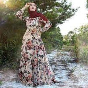 ISO Looking for niswa fashion golden hour dress